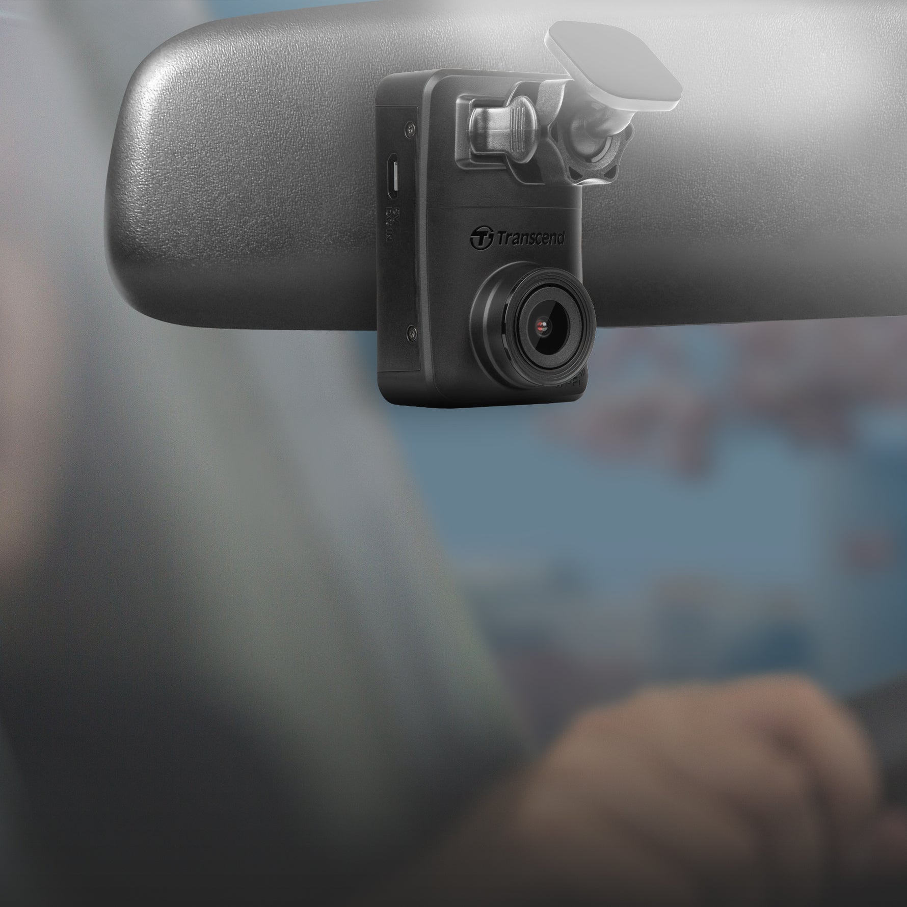 Transcend DrivePro 10 64GB 2K QHD Dashcam - image 6
